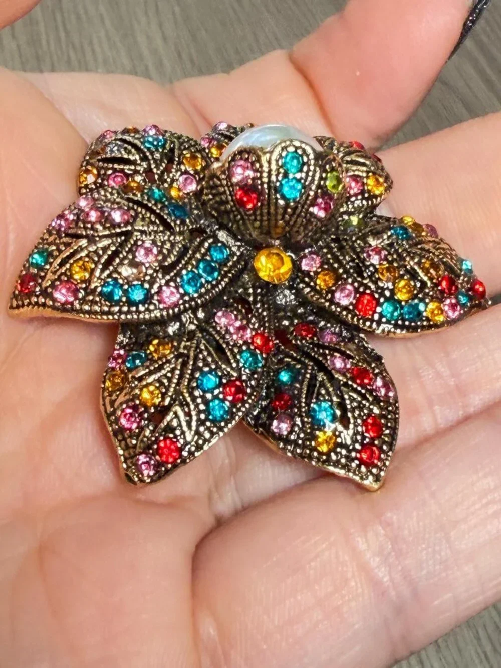 Flower Brooch Faux Pearl Rhinestone Floral Pin Multicolor Crystal Jewelry